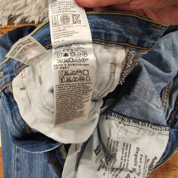 Levi's Jeans Mens 505 size 36" inseam 32" - Picture 8 of 9